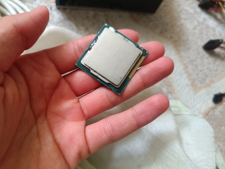 Материнская плата