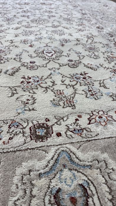 Ковер большой 2,5*3,5