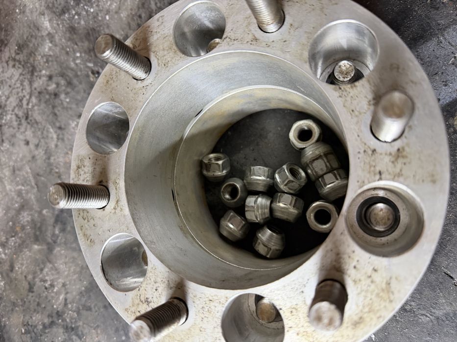 ПРОДАВАМ фланци 6х139.7