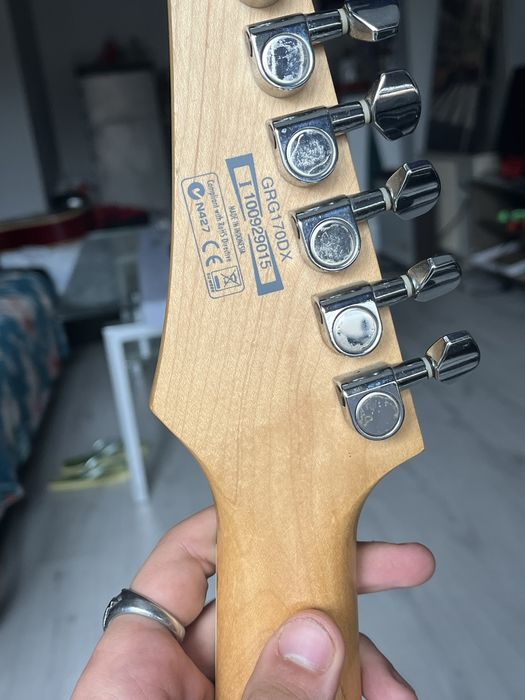 Електрическа китара: ibanez gio GRG170DX