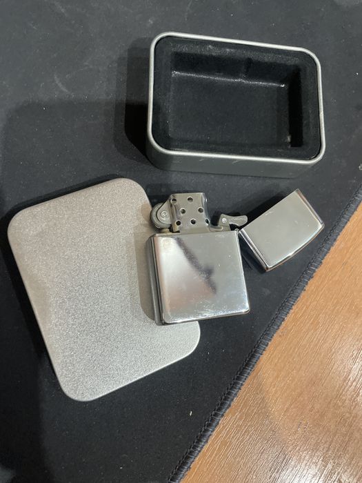 Продаю зажигалку