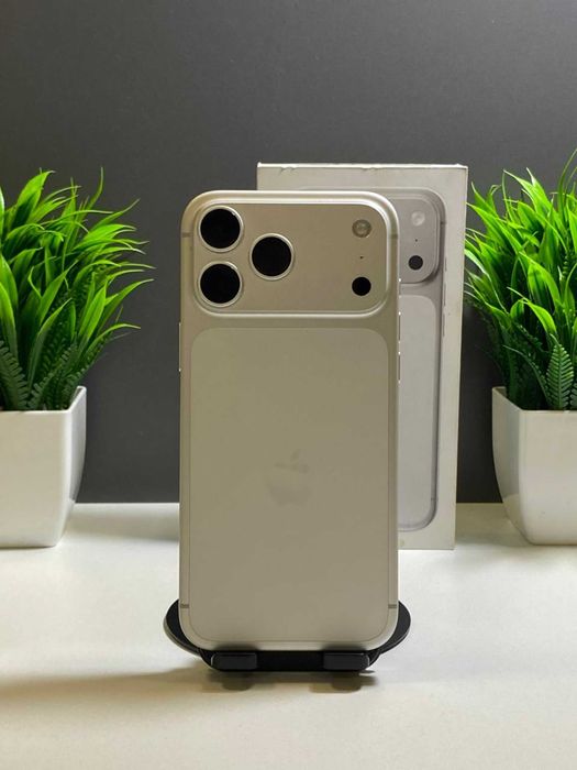 Apple iPhone 17 Pro Max 256 GB, белый