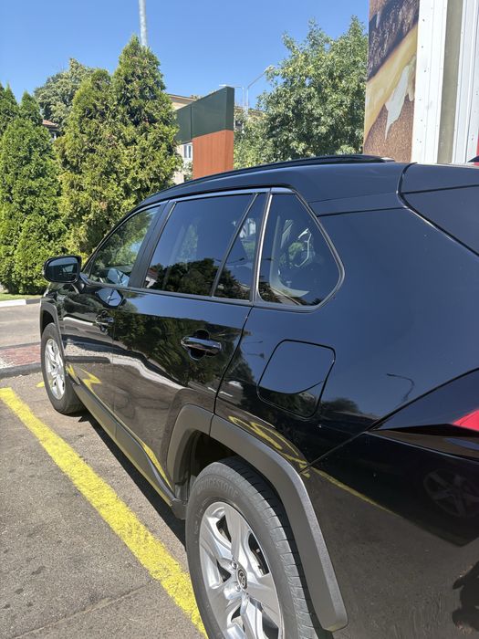 Toyota RAV4 Hybrid AWD 4x4 Dec. 2021 Prim Proprietar Istoric Toyota