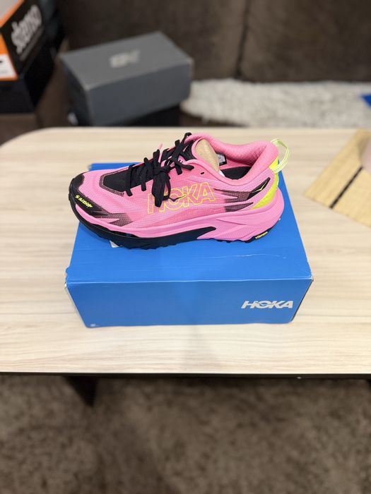 Мъжки обувки за бягане Hoka Mafate 5 neon rose/black