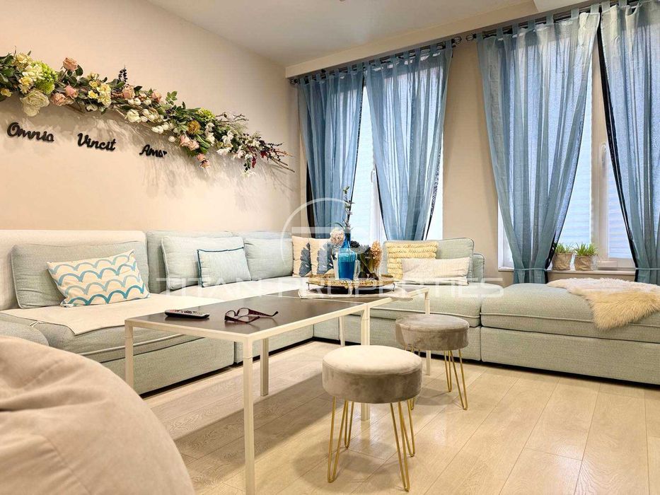 Двуетажна къща Беломорски