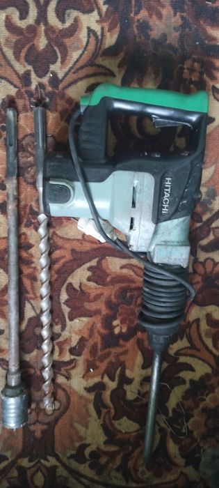 Продам перфоратор