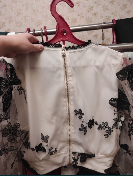 блузка белая праздничная