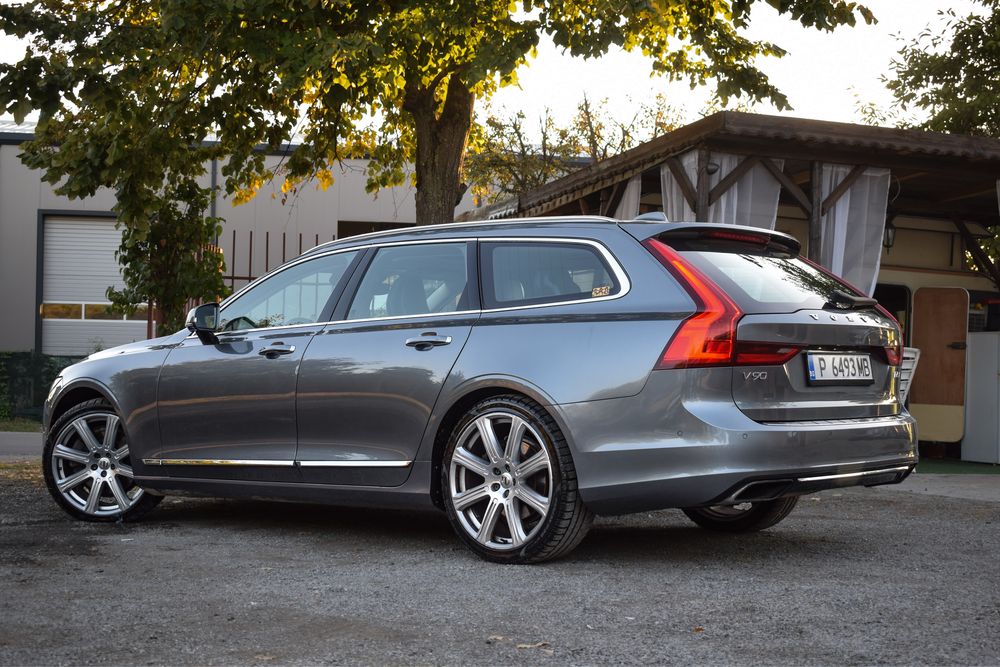 Volvo V90 D5 AWD Inscription 235 к.с.