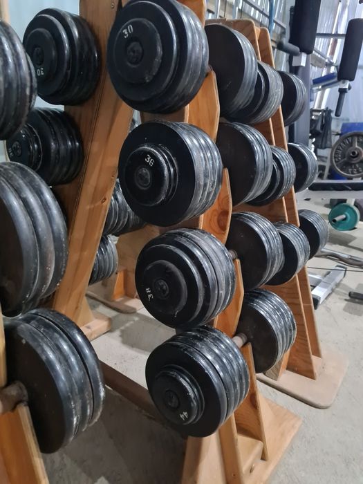 Профессиональный набор гантелей комплект