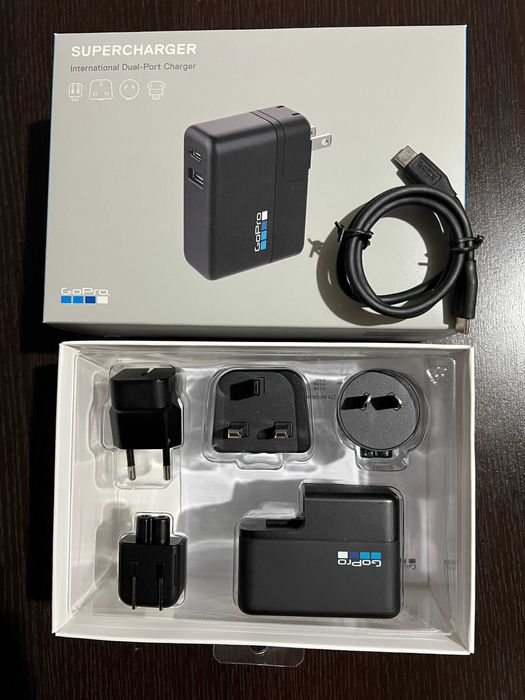 Incarcator Dual Port GoPro Supercharger, CA NOU