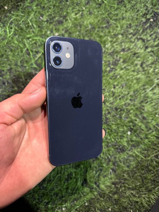 iPhone 12 128GB midnight