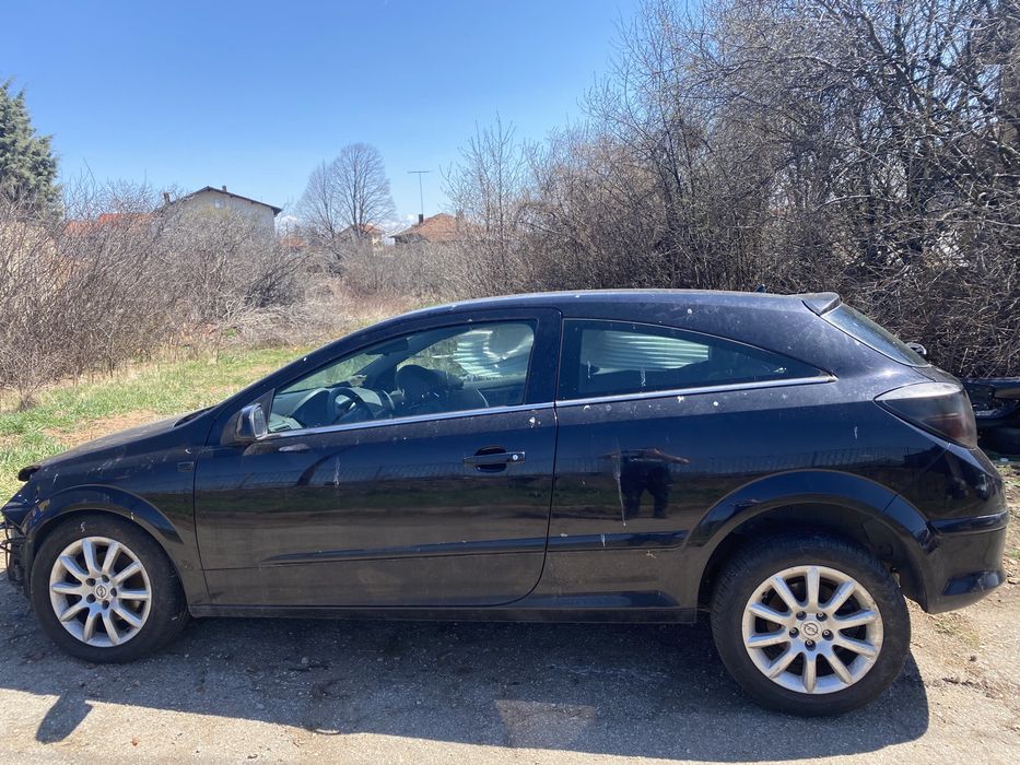Opel Astra H GTC 1,7 CDTI на части
