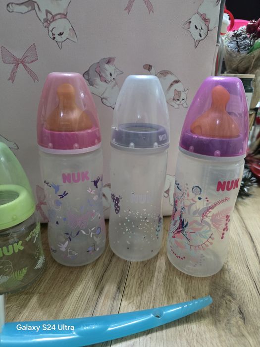 Комплект шишета Avent и NUK,подарък четка