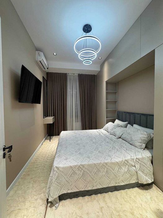 СРОЧНО
НОВОСТРОЙКА 4/3/10 Паркентская Real House с мебелью и техникой