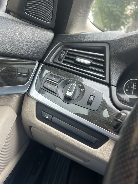 Bmw f10 vând/schimb cu dubă 3,5 tone +diferența din partea mea
