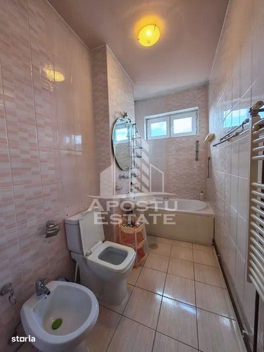 Apartament 3 camere de inchiriat, centrala proprie, zona ISHO, Timis