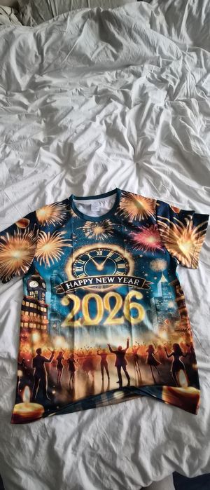 Мъжка Новагодишна тениска 2026 чисто нова