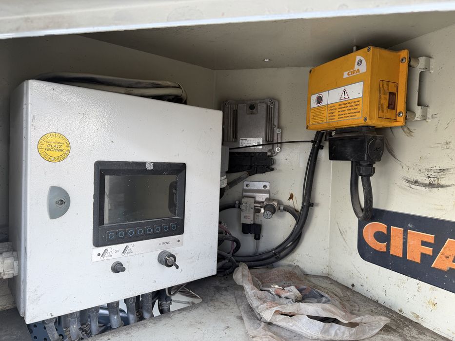 Mercedes Arocs pompa de beton Cifa 32