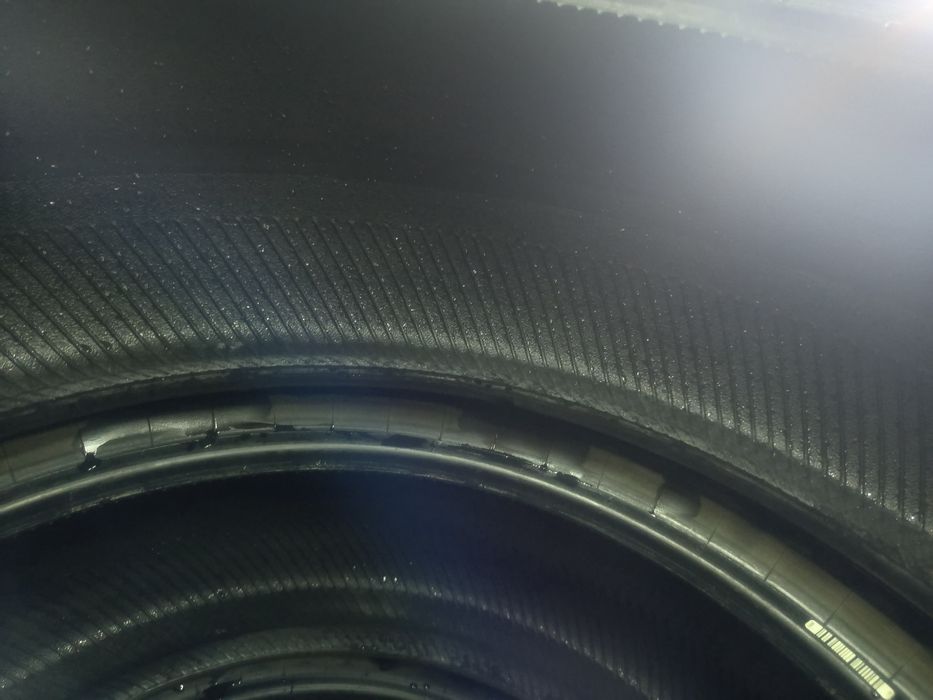 Продам шины комплект R20 245/45