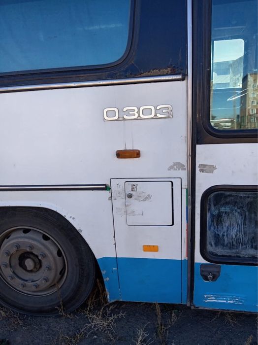 Продаю автобус mersedes 0330