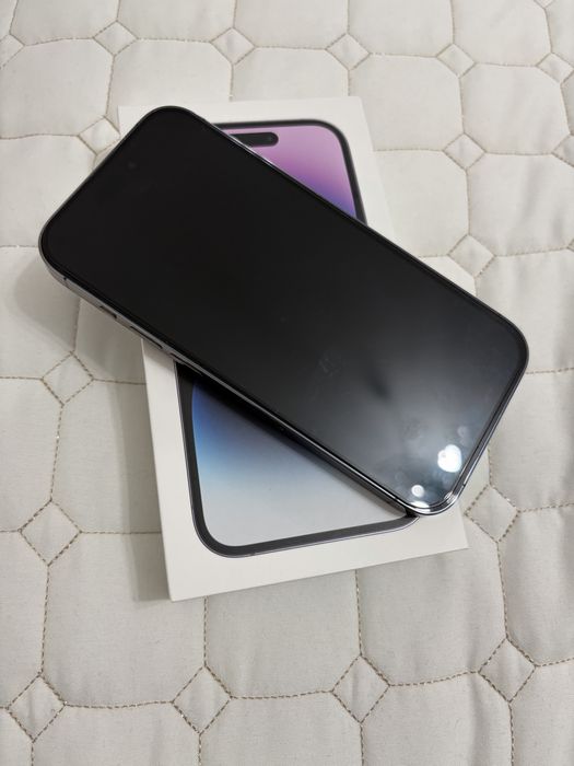 Iphone 14 pro purple