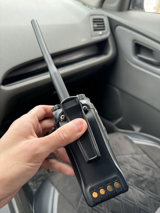 Продам рацию Hytera PD785G