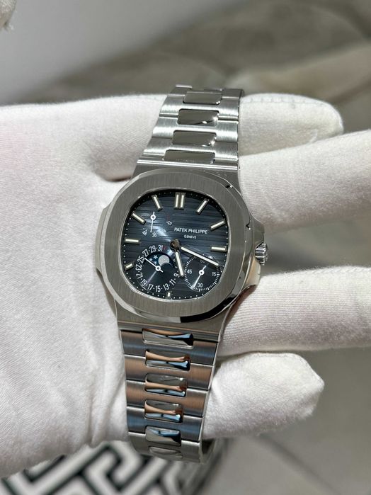 patek philippe nautilus V3 нов