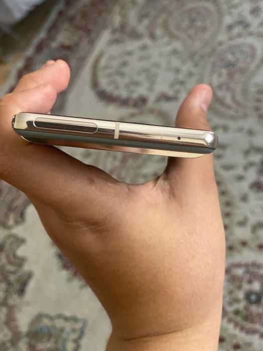 Google pixel 7 pro и iPhone 11 pro