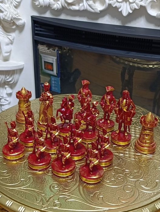 Шахматные фигуры совпласитал продам