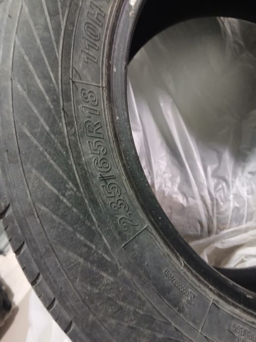 Шины.   235/65 R18