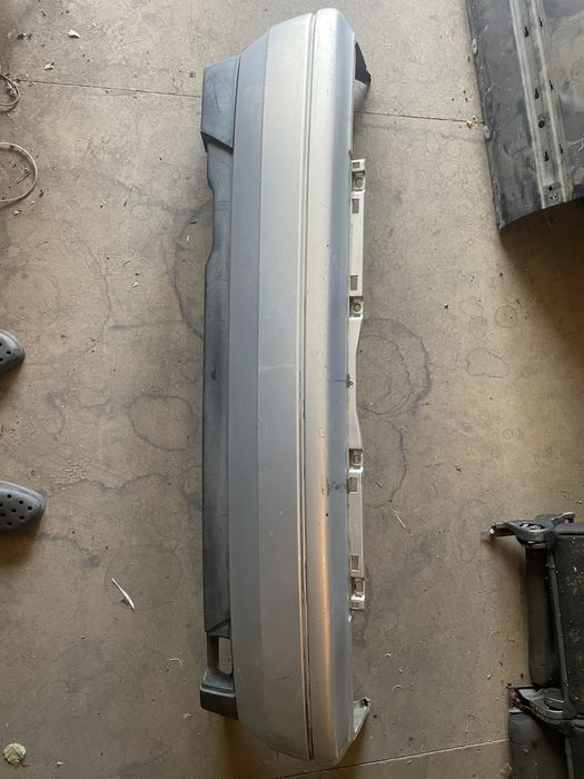 Бампер задний VW Golf 3 оригинальный