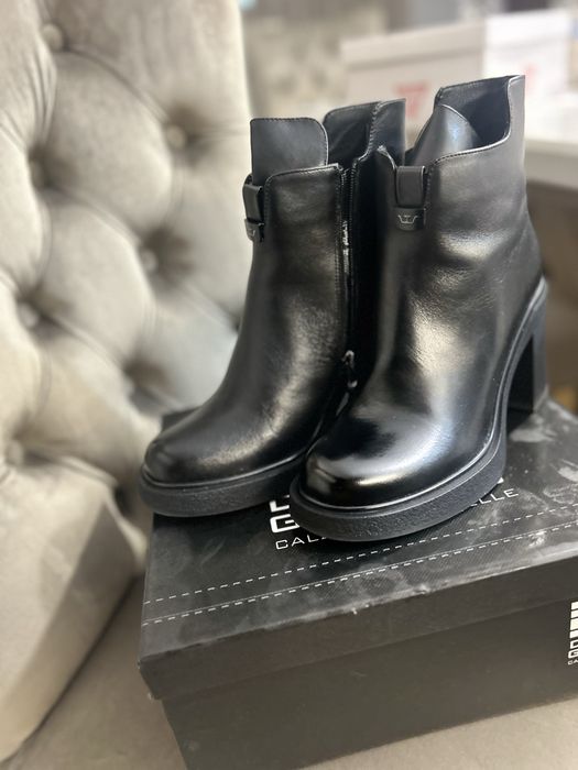 Дамски боти естествена кожа