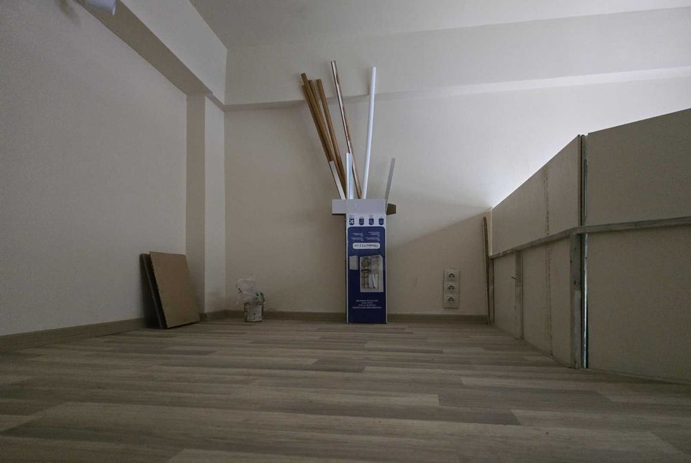 Дава се под наем Магазин в София, Център - 25 кв.м за 700 € - Снимка #4