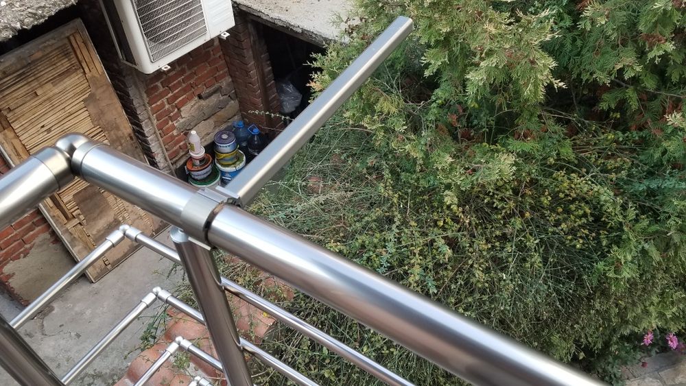 Inox иноксов простор за дрехи.алуминиев парапет prostor.balkon.балкон.