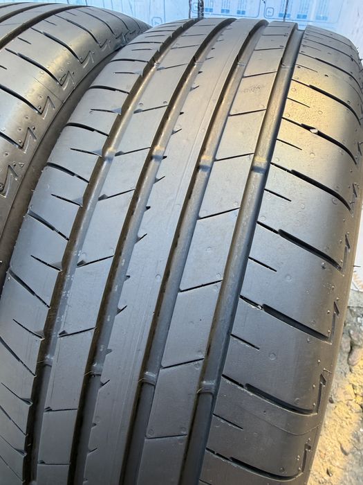 Anvelope 215 55 18