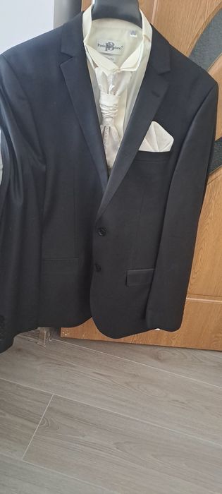 Costum barbati cambrat