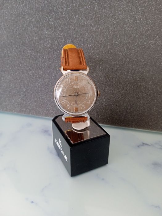 Руски ръчен механичен часовник ПОБЕДА