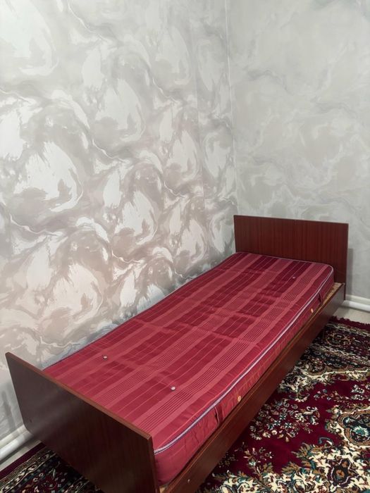 Продам кровать односпальная