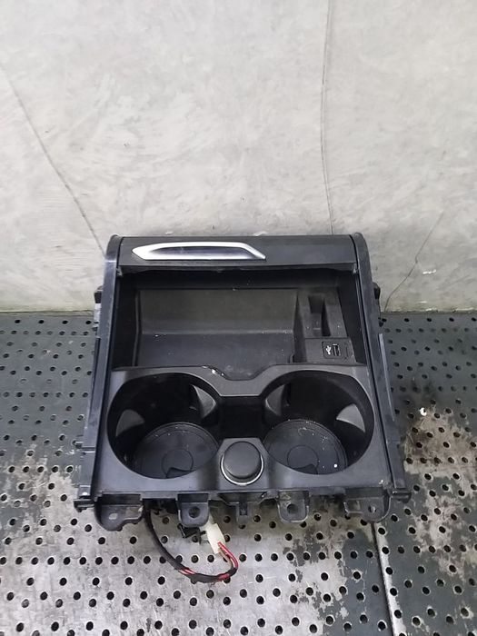 Suport pahare bricheta priza usb spate cotiera bmw x3 g01 5a192c104
