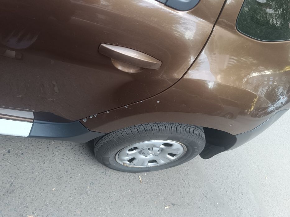 Продам машину Рено дастер