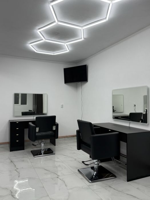 Inchiriez scaun frizerie