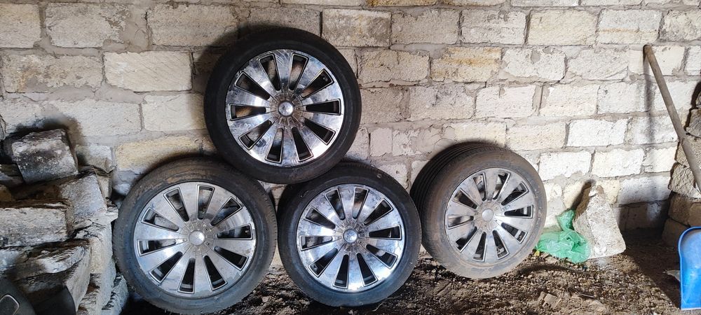 Продам  колеса комплект