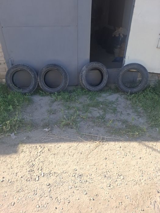 Продам зимние шины 185/65/14