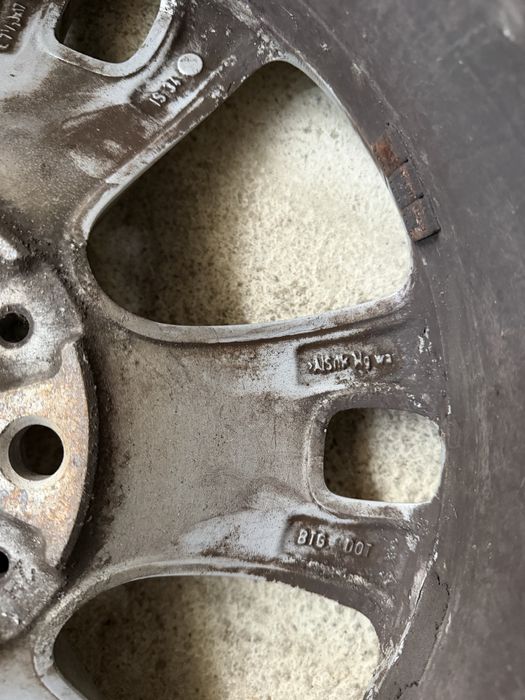 Jante BMW R17 cu tot cu cauciucuri 225/60/17 M+S vara iarna