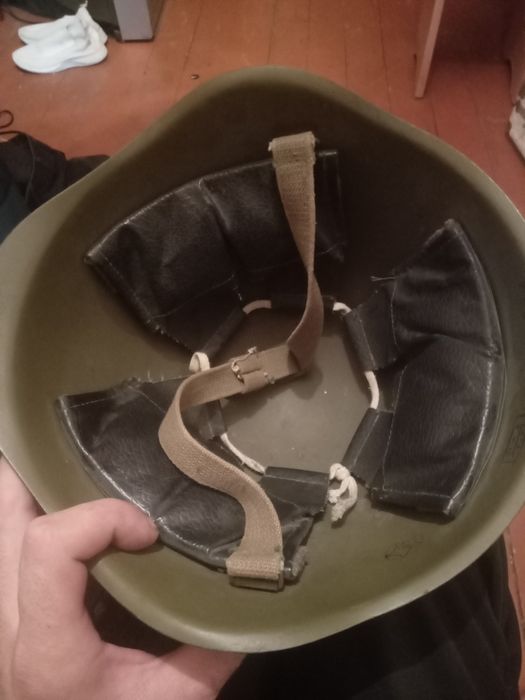 Каска армейская метал. СССР