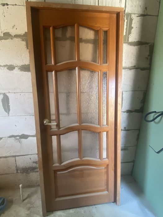 Деревянные двери