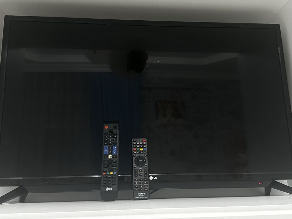 Продам телевизор