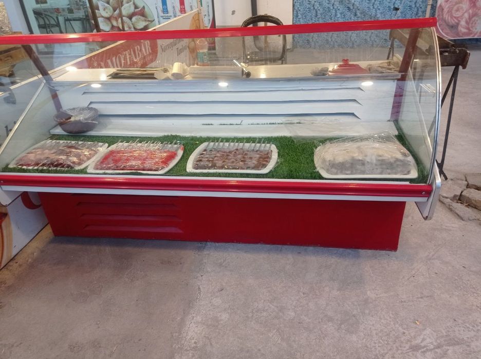 Vitrina xaladenik kafolati bor