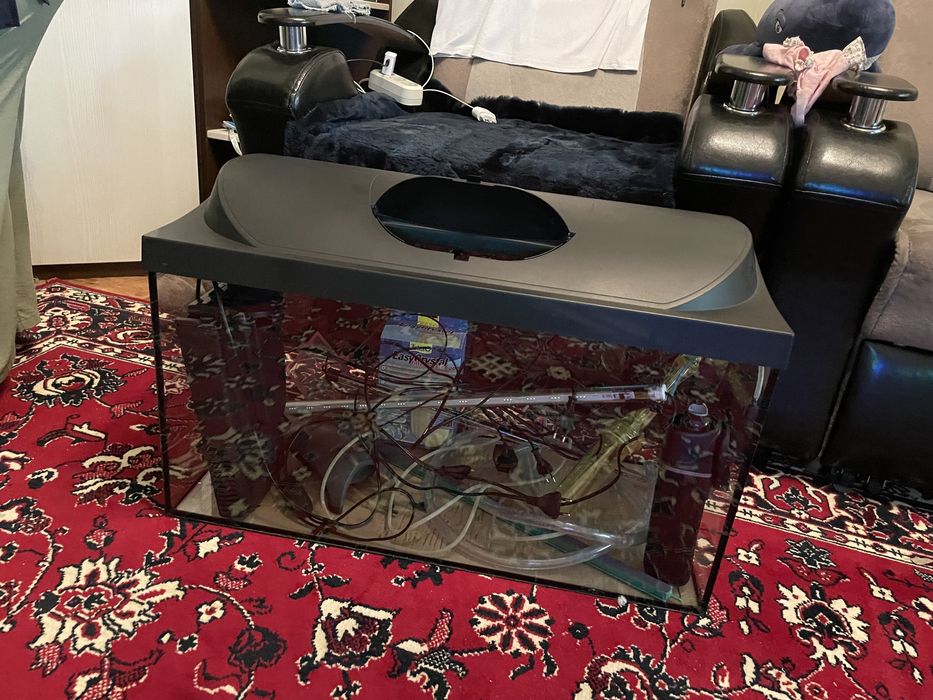 Продам аквариум Tetra 105 литров