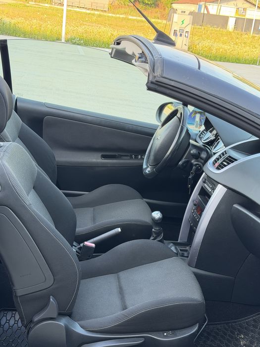 PEUGEOT 207 CC 0 — imagine 2